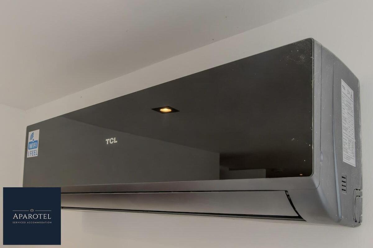 Aparotel Serviced Apartments - Stonehenge, Amesbury Town Centre Quarto foto