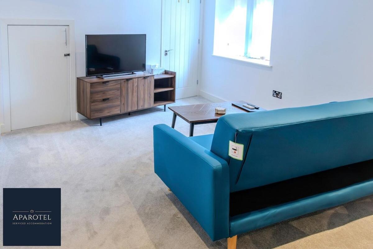 Aparotel Serviced Apartments - Stonehenge, Amesbury Town Centre Quarto foto