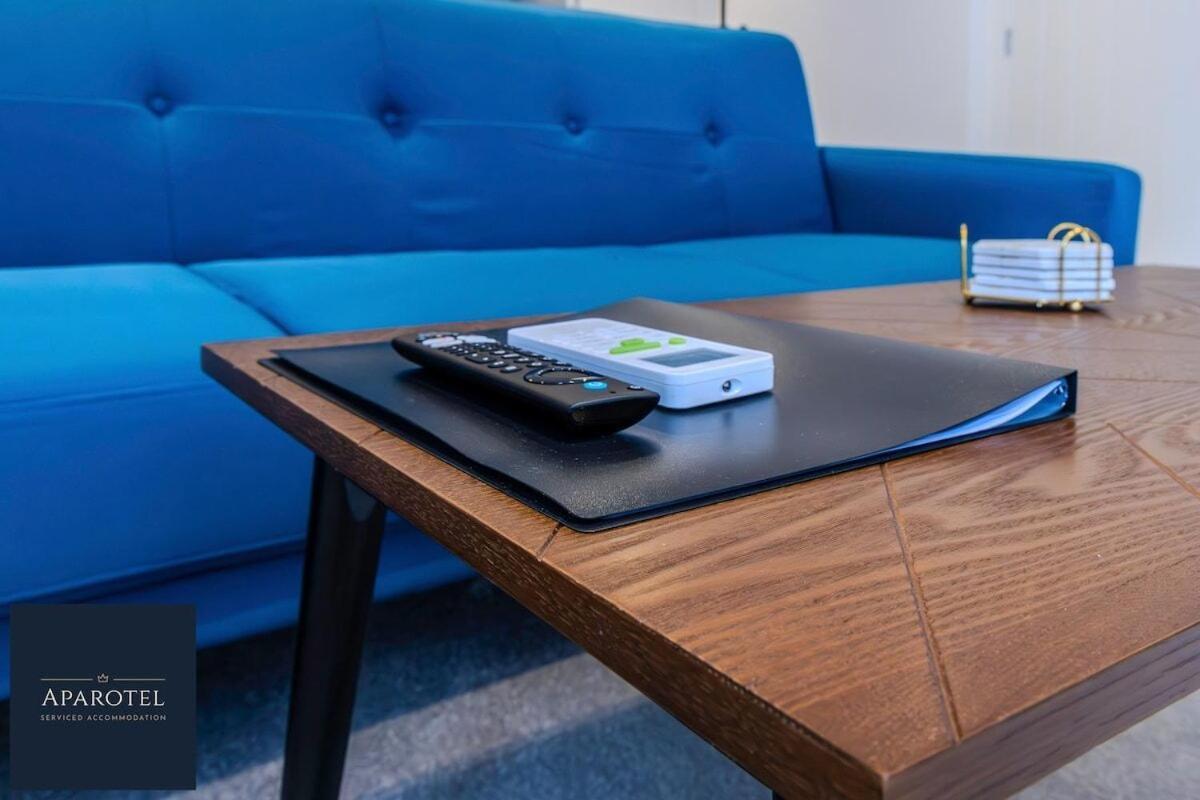 Aparotel Serviced Apartments - Stonehenge, Amesbury Town Centre Quarto foto